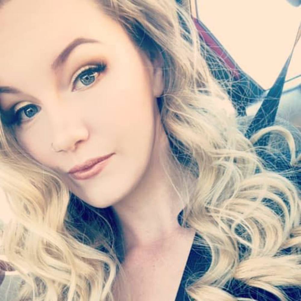 Meet your Posher, Seanna